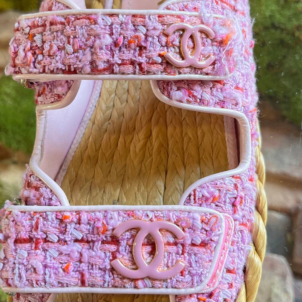 CHANEL Pink Tweed Patent Leather Trim Sandals SZ 39 (US 9) - Picture 9 of 13